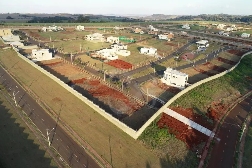 Foto 7 de Casa de Condomínio com 3 quartos à venda, 256m2 em Conjunto Habitacional Alexandre Urbanas, Londrina - PR