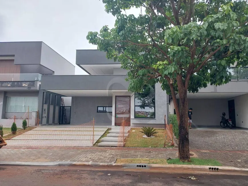 Foto 1 de Casa de Condomínio com 3 quartos à venda, 256m2 em Conjunto Habitacional Alexandre Urbanas, Londrina - PR