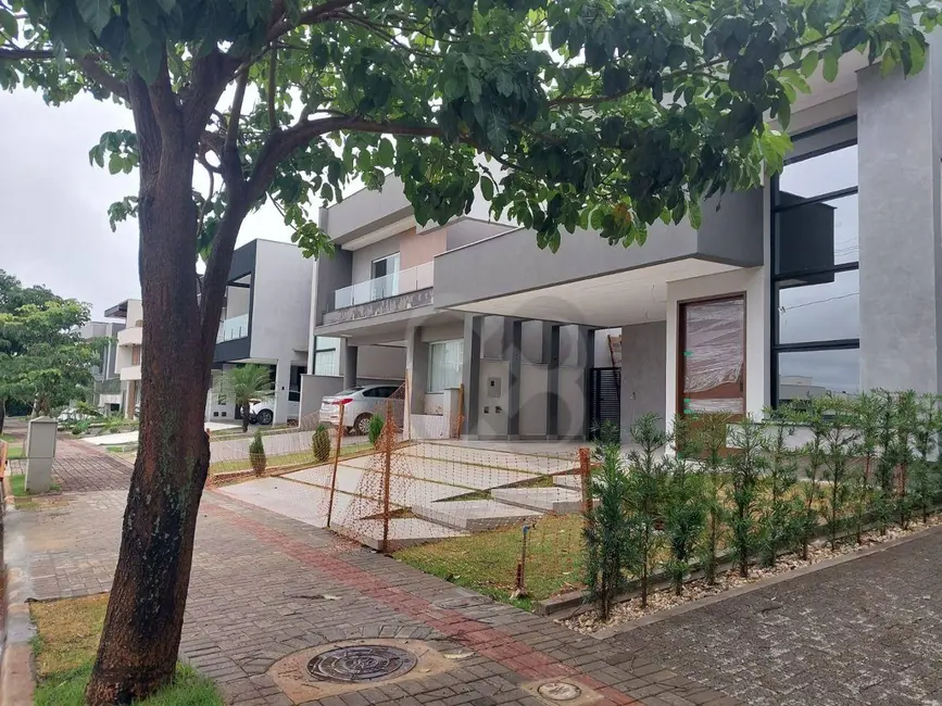 Foto 3 de Casa de Condomínio com 3 quartos à venda, 256m2 em Conjunto Habitacional Alexandre Urbanas, Londrina - PR