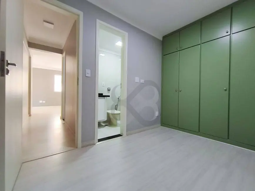 Apartamento com 3 quartos à venda, 138m2 em Centro, Londrina - PR - imagem 8 Foto 8 de Apartamento com 3 quartos à venda, 138m2 em Centro, Londrina - PR