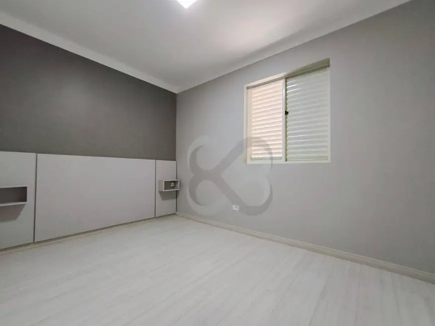 Apartamento com 3 quartos à venda, 138m2 em Centro, Londrina - PR - imagem 6 Foto 6 de Apartamento com 3 quartos à venda, 138m2 em Centro, Londrina - PR