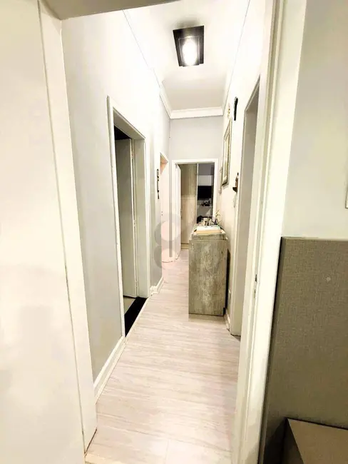 Apartamento com 4 quartos à venda, 140m2 em Centro, Londrina - PR - imagem 8 Foto 8 de Apartamento com 4 quartos à venda, 140m2 em Centro, Londrina - PR