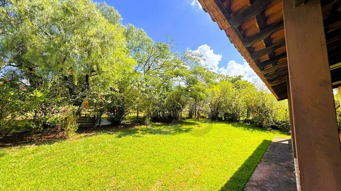 Chácara com 2 quartos à venda, 5447m2 em Dom Pedro I, Londrina - PR - imagem 6 Foto 6 de Chácara com 2 quartos à venda, 5447m2 em Dom Pedro I, Londrina - PR
