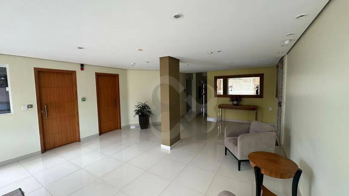 Apartamento com 3 quartos para alugar, 95m2 em Centro, Londrina - PR - imagem 2 Foto 2 de Apartamento com 3 quartos para alugar, 95m2 em Centro, Londrina - PR