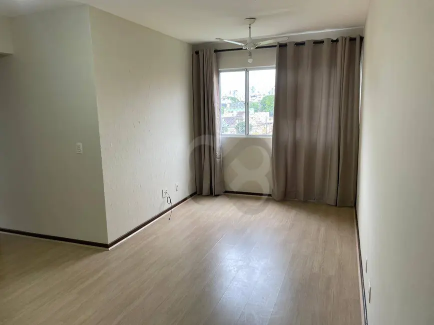 Apartamento com 3 quartos para alugar, 95m2 em Centro, Londrina - PR - imagem 3 Foto 3 de Apartamento com 3 quartos para alugar, 95m2 em Centro, Londrina - PR