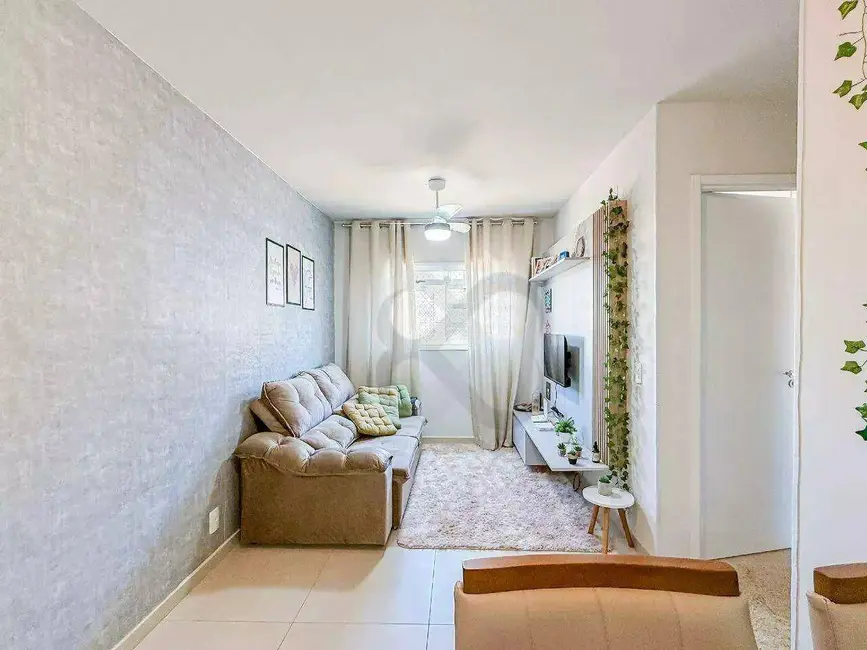 Apartamento com 2 quartos à venda, 44m2 em Colinas, Londrina - PR - imagem 2 Foto 2 de Apartamento com 2 quartos à venda, 44m2 em Colinas, Londrina - PR