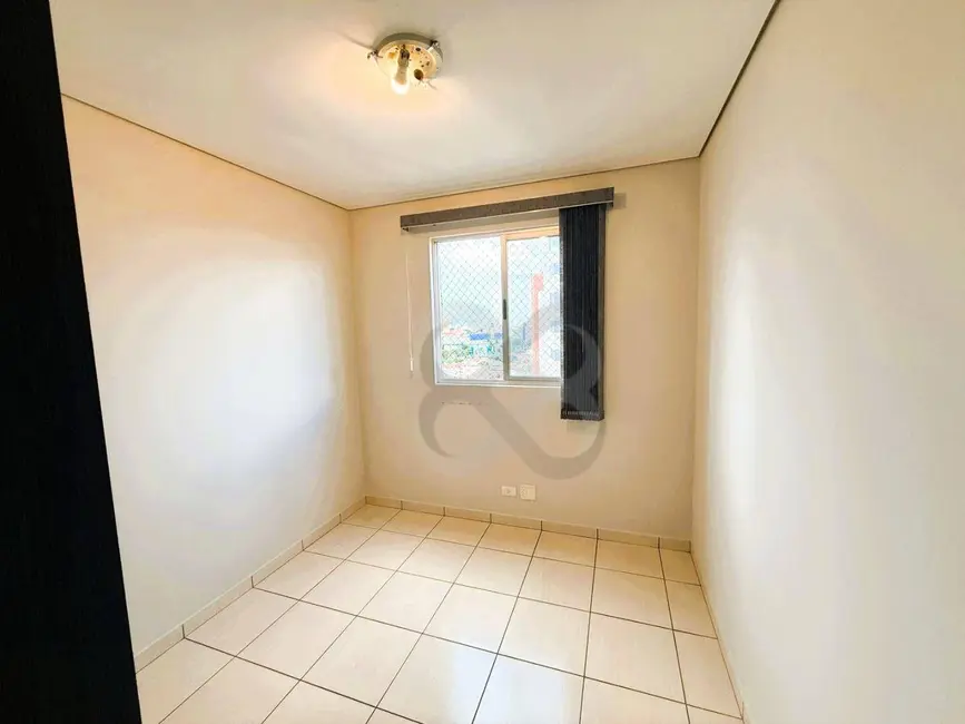 Foto 6 de Apartamento com 3 quartos para alugar, 115m2 em San Remo, Londrina - PR