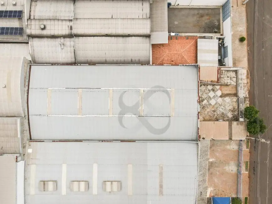 Foto 3 de Armazém / Galpão para alugar, 1200m2 em Parque Comercial Quati, Londrina - PR