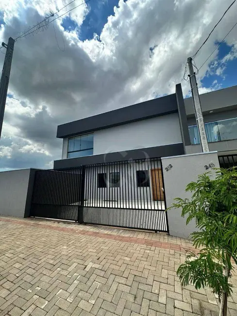 Foto 1 de Sobrado com 2 quartos para alugar, 250m2 em Colúmbia, Londrina - PR