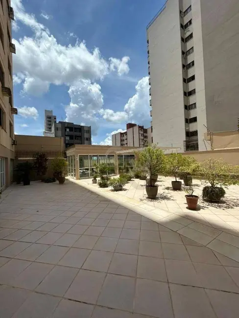 Foto 2 de Apartamento com 4 quartos à venda, 335m2 em Centro, Londrina - PR