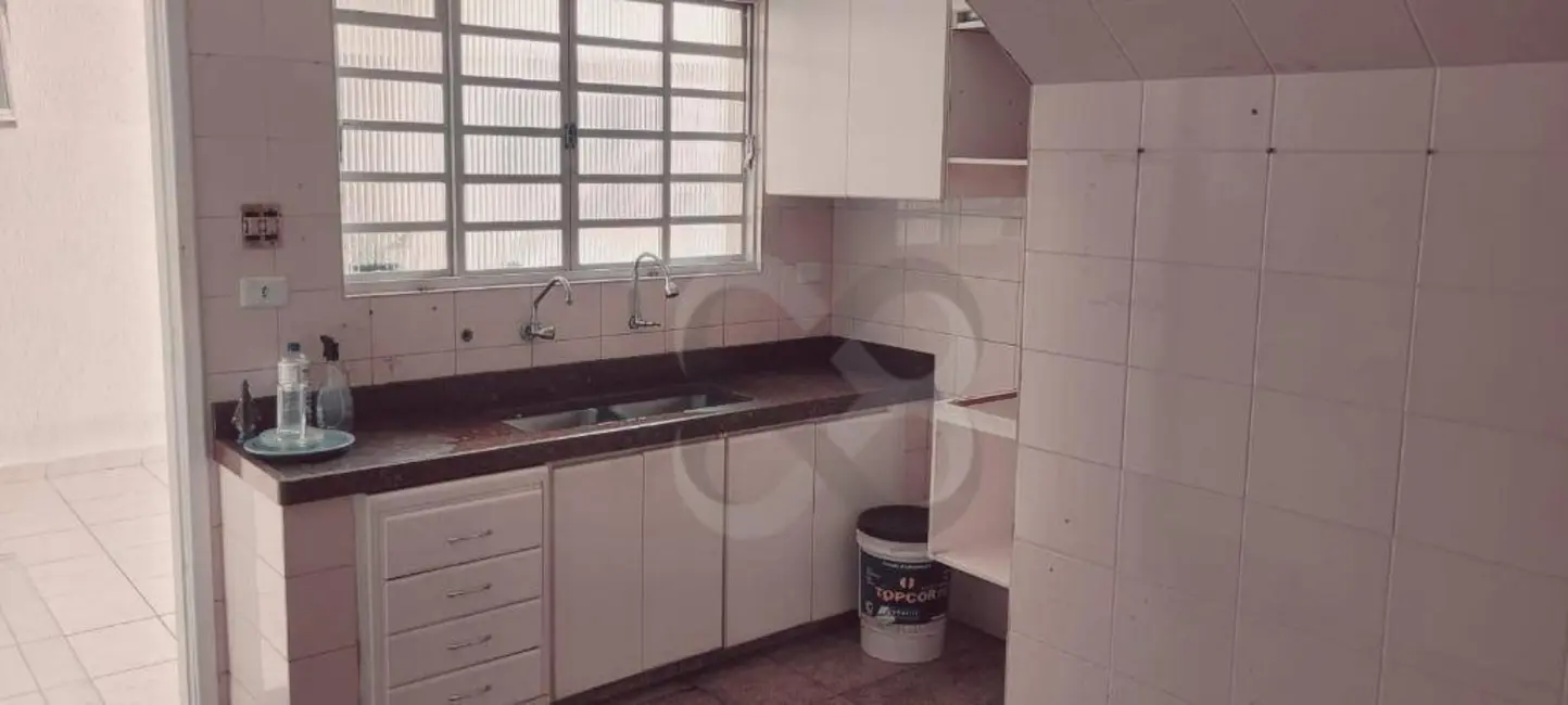 Foto 7 de Casa com 9 quartos para alugar, 300m2 em Centro, Londrina - PR