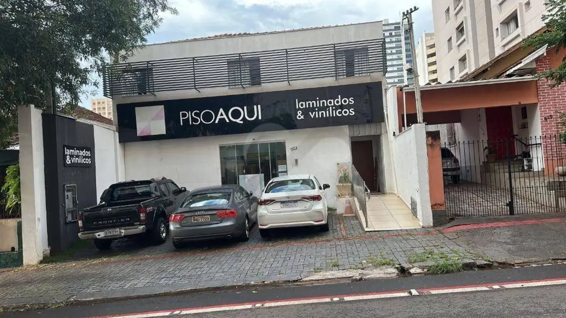 Foto 1 de Casa com 9 quartos para alugar, 300m2 em Centro, Londrina - PR