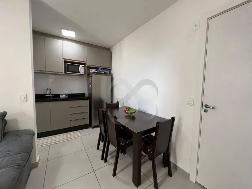 Foto 8 de Apartamento com 2 quartos à venda, 69m2 em Parque Jamaica, Londrina - PR