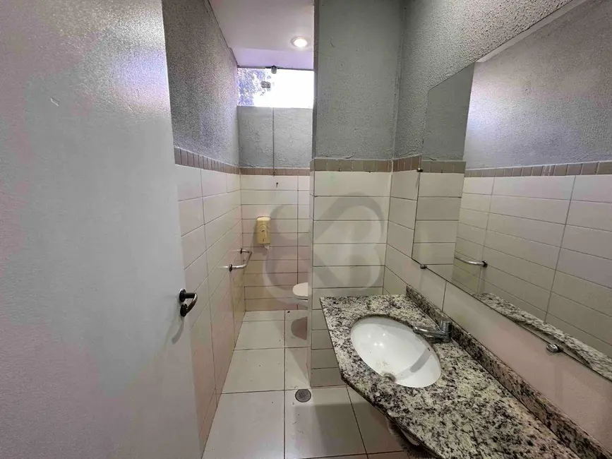 Foto 11 de Casa para alugar, 350m2 em Lago Parque, Londrina - PR