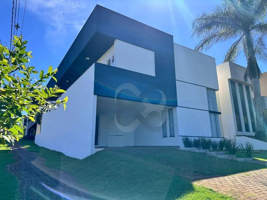 Foto 1 de Casa de Condomínio com 3 quartos à venda e para alugar, 300m2 em Londrina - PR