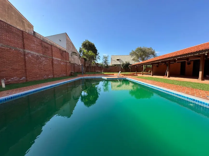 Foto 7 de Casa com 8 quartos à venda e para alugar, 2574m2 em Dom Pedro, Londrina - PR