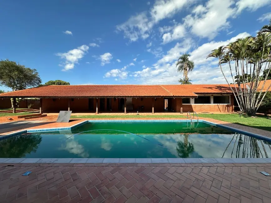 Foto 9 de Casa com 8 quartos à venda e para alugar, 2574m2 em Dom Pedro, Londrina - PR