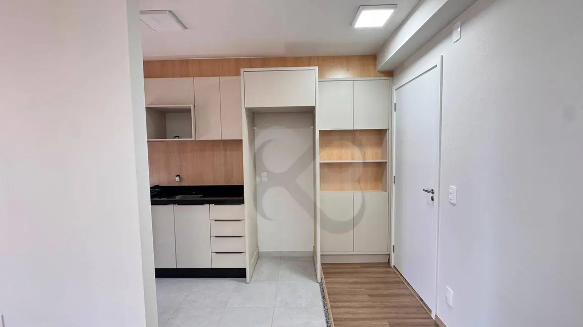 Apartamento com 2 quartos para alugar, 110m2 em Aurora, Londrina - PR - imagem 5 Foto 5 de Apartamento com 2 quartos para alugar, 110m2 em Aurora, Londrina - PR