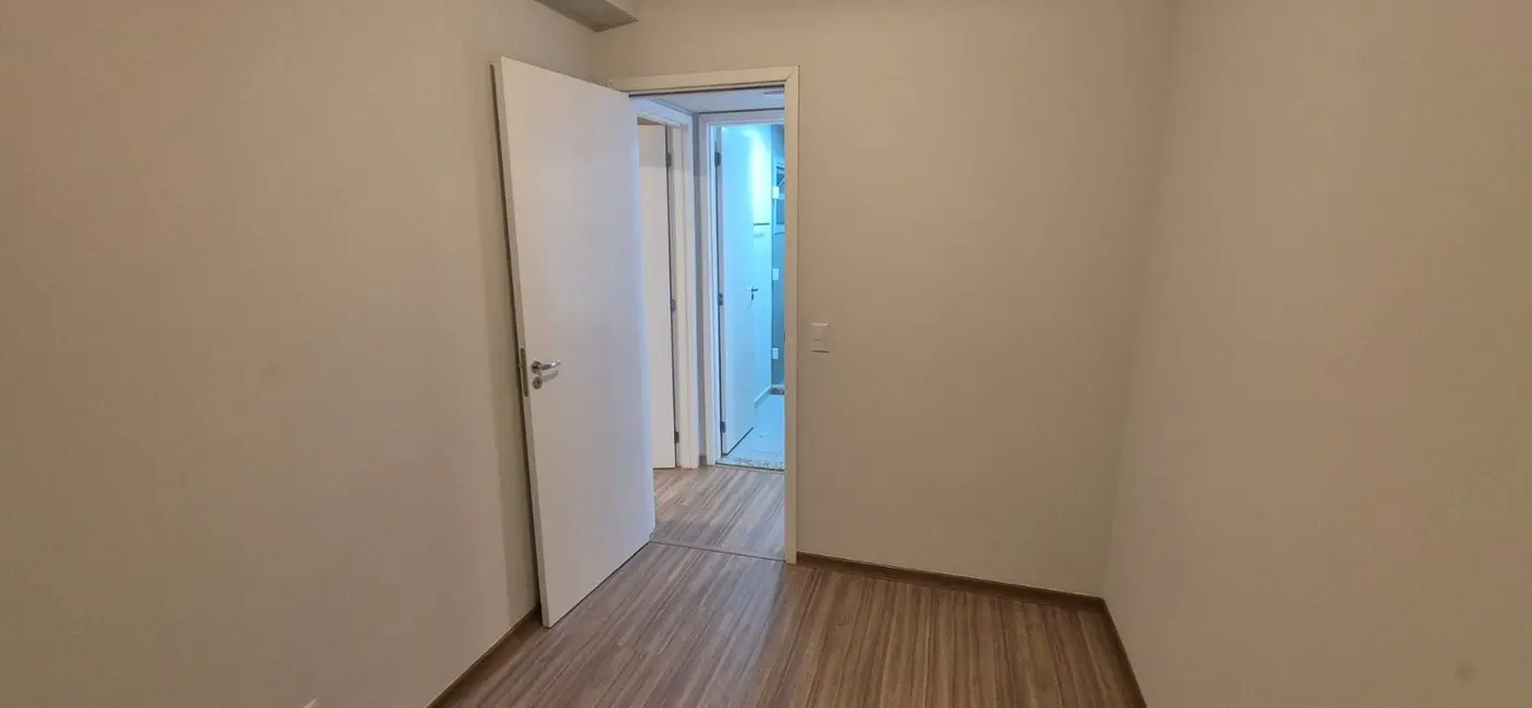 Foto 9 de Apartamento com 2 quartos para alugar, 77m2 em Aurora, Londrina - PR