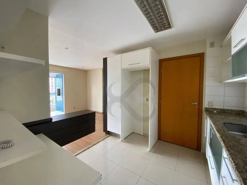 Foto 8 de Apartamento com 3 quartos para alugar, 152m2 em Londrina - PR