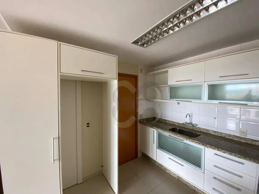 Foto 9 de Apartamento com 3 quartos para alugar, 152m2 em Londrina - PR