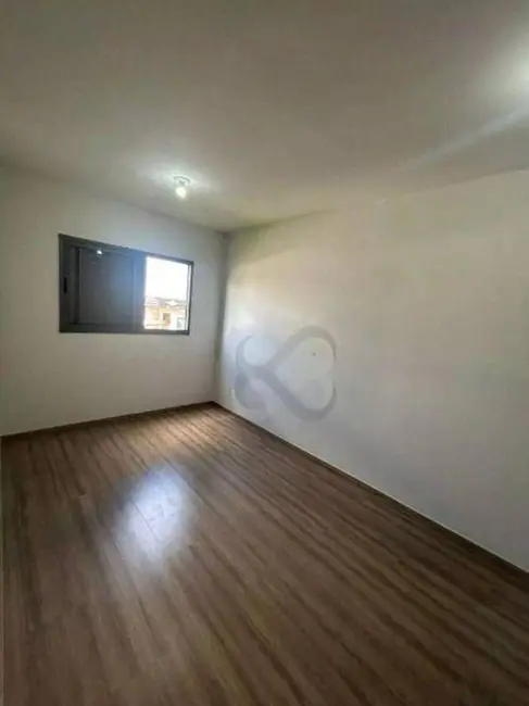 Foto 4 de Apartamento com 3 quartos à venda, 80m2 em Vale dos Tucanos, Londrina - PR