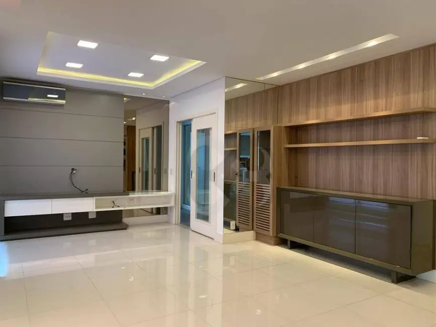 Foto 4 de Apartamento com 3 quartos para alugar, 278m2 em Gleba Fazenda Palhano, Londrina - PR