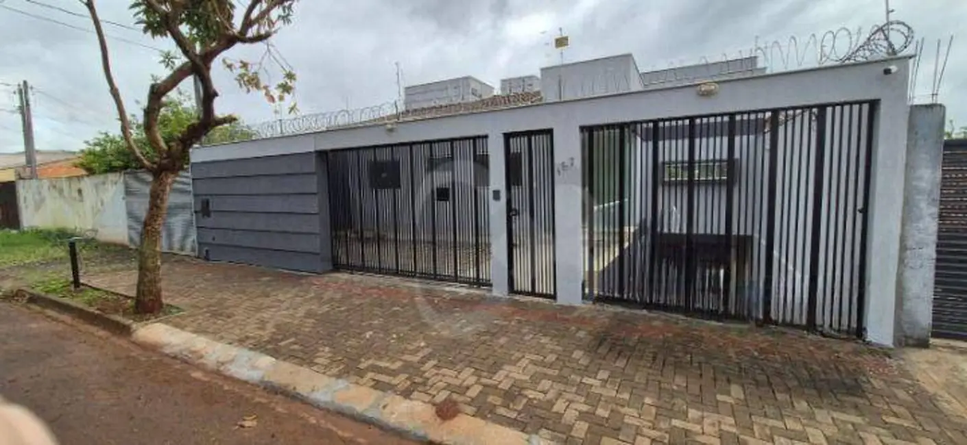 Sobrado com 4 quartos para alugar, 300m2 em Jardim Monte Sinai, Londrina - PR - imagem 1 Foto 1 de Sobrado com 4 quartos para alugar, 300m2 em Jardim Monte Sinai, Londrina - PR