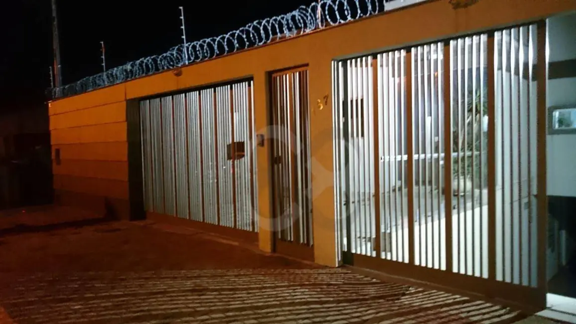 Sobrado com 4 quartos para alugar, 300m2 em Jardim Monte Sinai, Londrina - PR - imagem 1 Foto 1 de Sobrado com 4 quartos para alugar, 300m2 em Jardim Monte Sinai, Londrina - PR