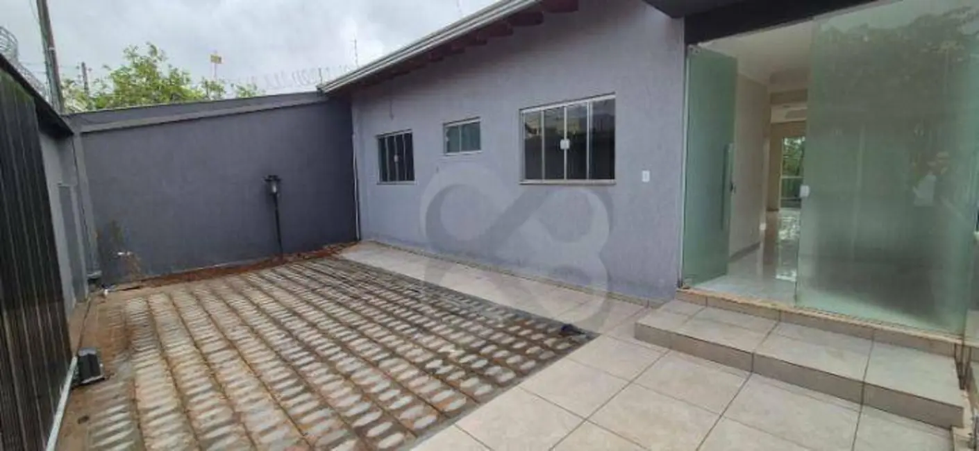 Sobrado com 4 quartos para alugar, 300m2 em Jardim Monte Sinai, Londrina - PR - imagem 4 Foto 4 de Sobrado com 4 quartos para alugar, 300m2 em Jardim Monte Sinai, Londrina - PR