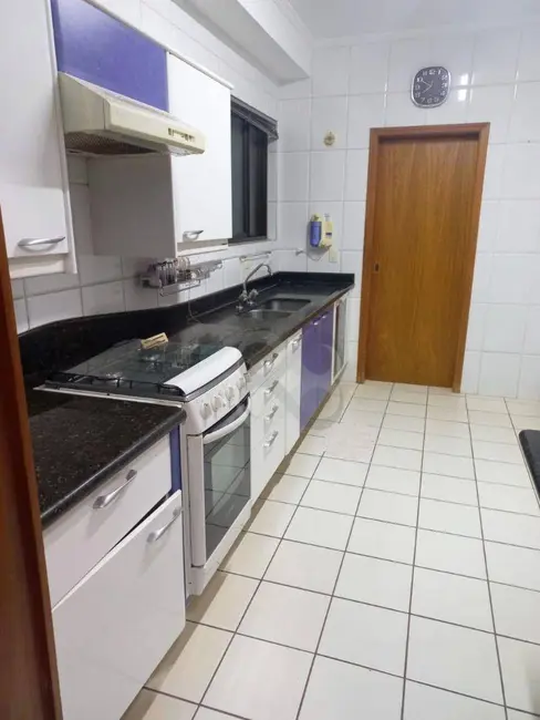 Foto 8 de Apartamento com 3 quartos à venda, 227m2 em Centro, Londrina - PR