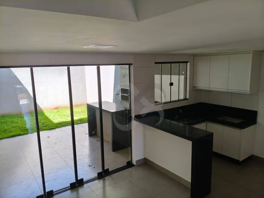 Foto 6 de Casa de Condomínio com 3 quartos para alugar, 250m2 em Jardim Presidente, Londrina - PR