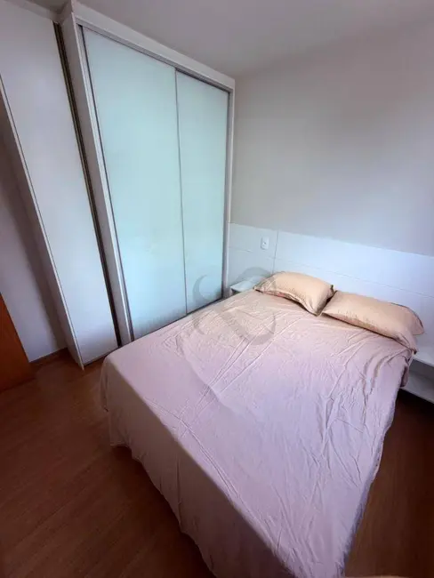 Foto 4 de Apartamento com 2 quartos à venda, 56m2 em Colinas, Londrina - PR