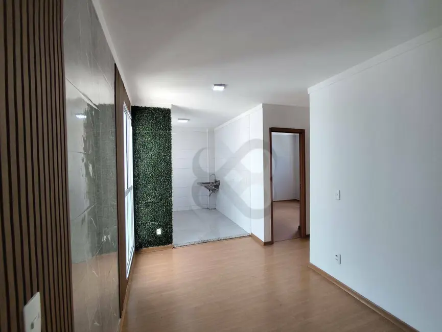 Foto 2 de Apartamento com 2 quartos à venda, 40m2 em Londrina - PR