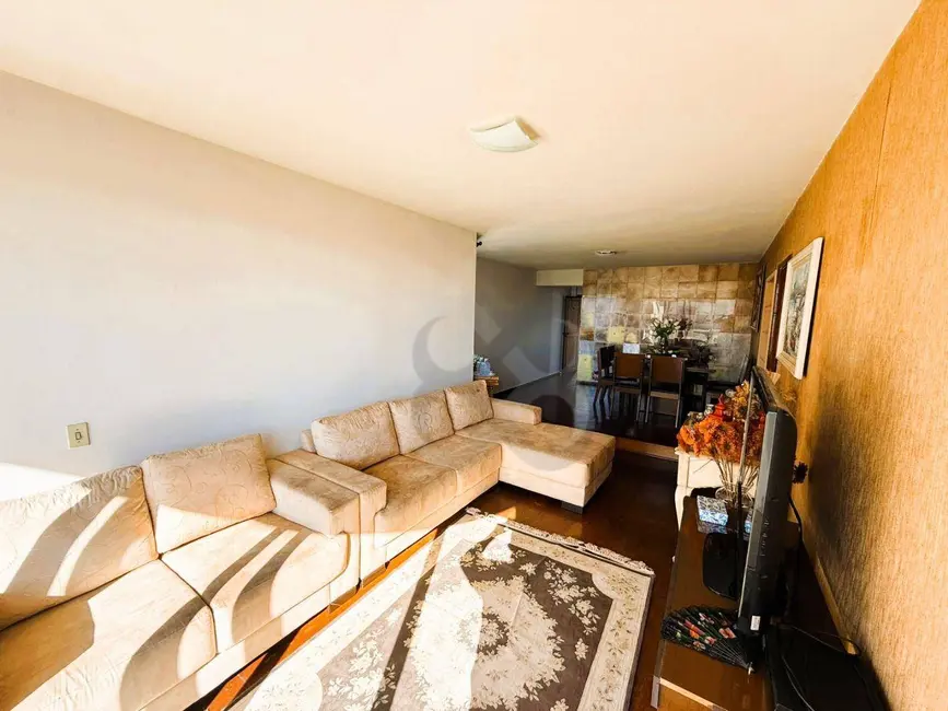 Foto 5 de Apartamento com 3 quartos à venda, 170m2 em Centro, Londrina - PR