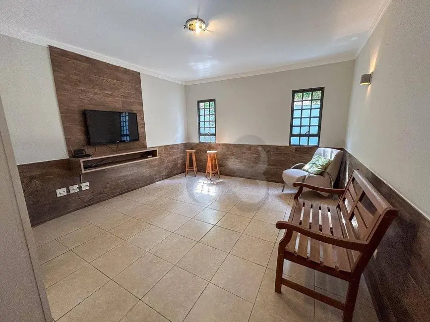 Foto 6 de Sobrado com 4 quartos à venda, 427m2 em Andrade, Londrina - PR
