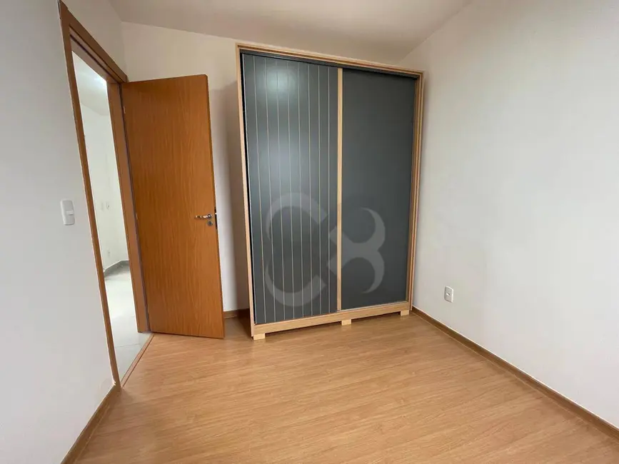 Foto 6 de Apartamento com 2 quartos à venda, 46m2 em Londrina - PR