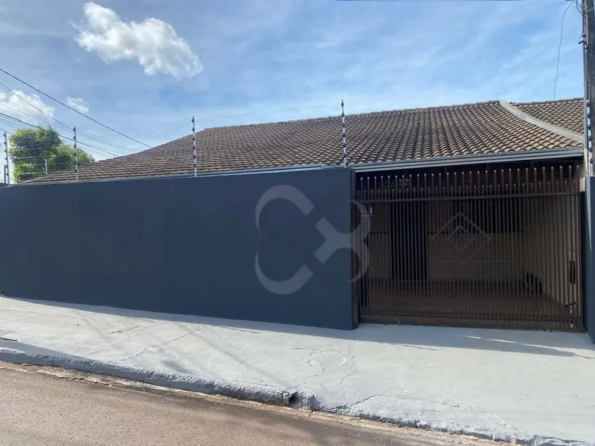 Foto 2 de Casa com 3 quartos à venda, 184m2 em Londrina - PR