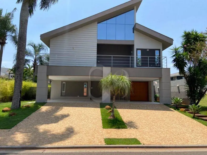 Foto 2 de Casa de Condomínio com 4 quartos para alugar, 640m2 em Londrina - PR