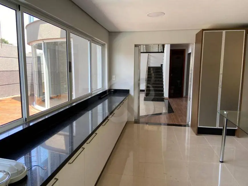 Foto 7 de Casa de Condomínio com 4 quartos para alugar, 640m2 em Londrina - PR