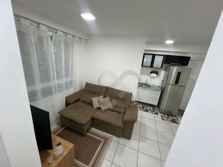 Apartamento com 2 quartos à venda, 43m2 em Jardim Maria Celina, Londrina - PR - imagem 9 Foto 9 de Apartamento com 2 quartos à venda, 43m2 em Jardim Maria Celina, Londrina - PR