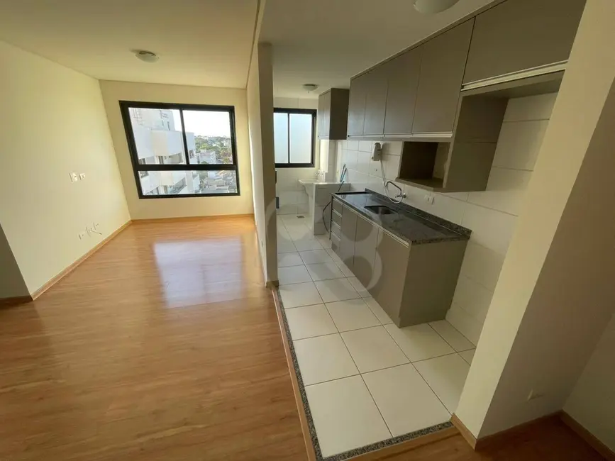 Foto 2 de Apartamento com 3 quartos para alugar, 117m2 em Vila Brasil, Londrina - PR