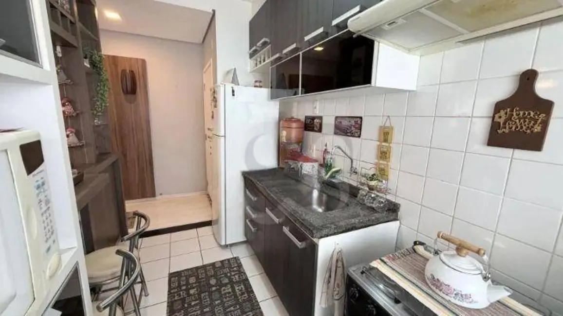 Foto 3 de Apartamento com 3 quartos à venda, 90m2 em Parque Jamaica, Londrina - PR