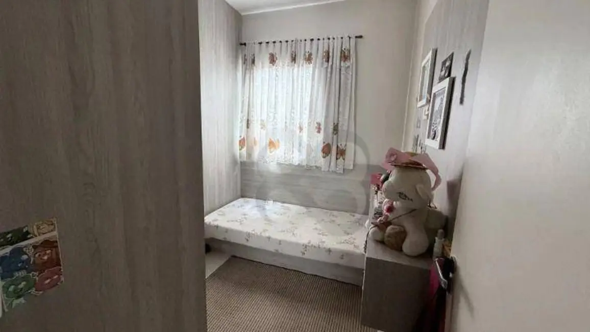 Foto 8 de Apartamento com 3 quartos à venda, 90m2 em Parque Jamaica, Londrina - PR
