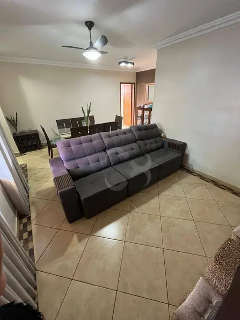 Foto 6 de Casa com 4 quartos à venda, 360m2 em San Fernando, Londrina - PR