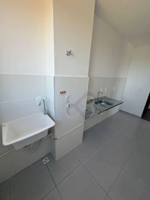 Foto 7 de Apartamento com 2 quartos para alugar, 46m2 em Londrina - PR