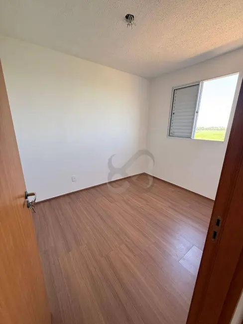 Foto 9 de Apartamento com 2 quartos para alugar, 46m2 em Londrina - PR