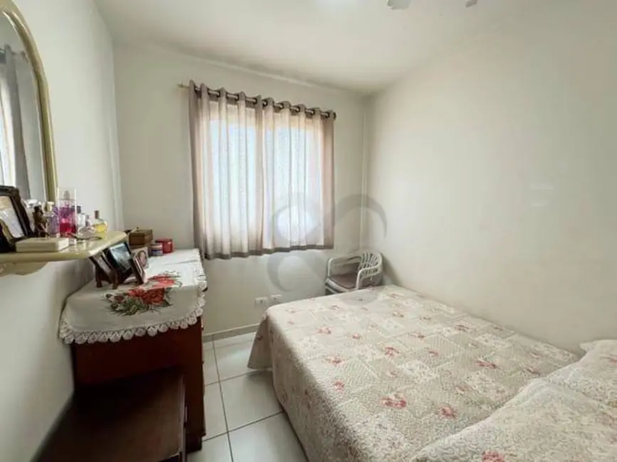 Foto 7 de Apartamento com 3 quartos à venda, 84m2 em Champagnat, Londrina - PR