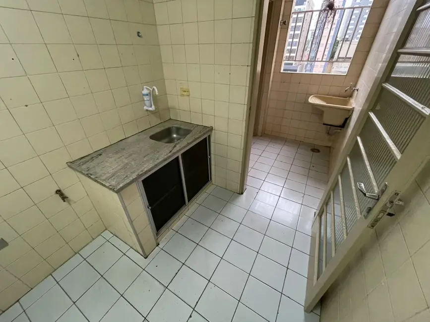 Foto 6 de Apartamento com 3 quartos para alugar, 105m2 em Centro, Londrina - PR