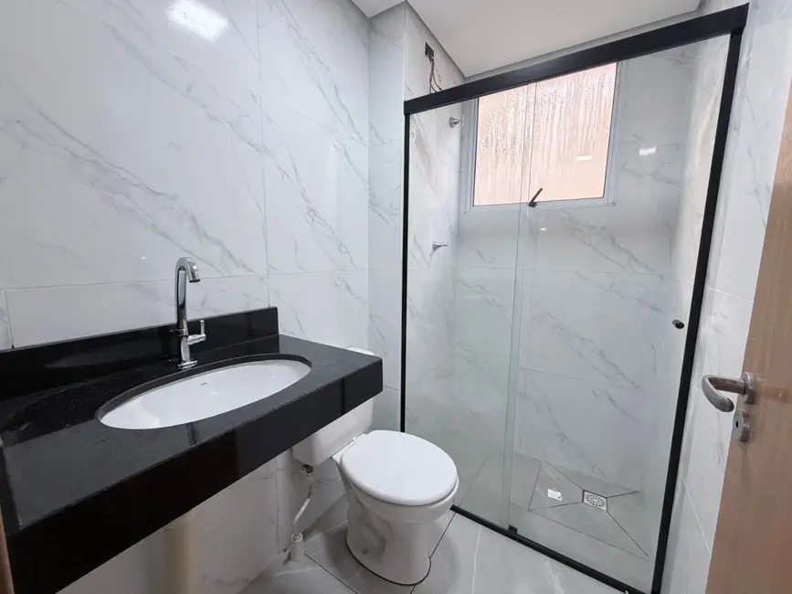 Foto 7 de Apartamento com 2 quartos à venda, 57m2 em Londrina - PR